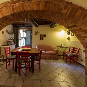 Casa vacanze La Casa Del Viaggiatore, Castiglion Fiorentino